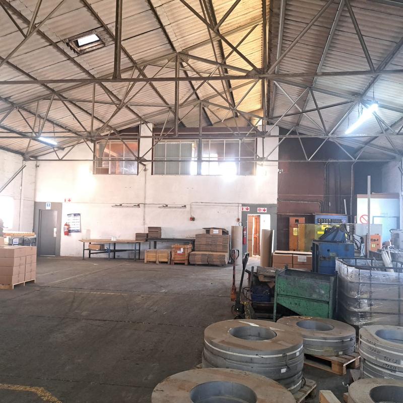 To Let Commercial Property for Rent in Neave Industrial Eastern Cape